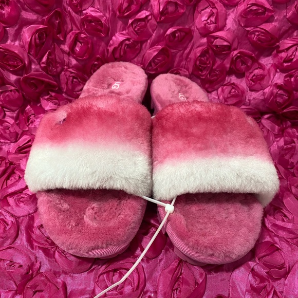 UGG Cozette Fur Slides - Picture 3 of 9